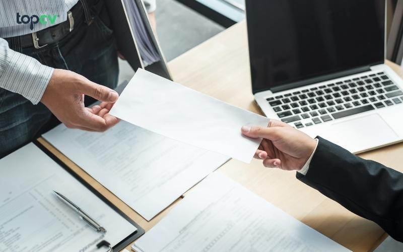 Trước khi nghỉ việc, bạn cần lên trước kế hoạch bàn giao công việc rõ ràng